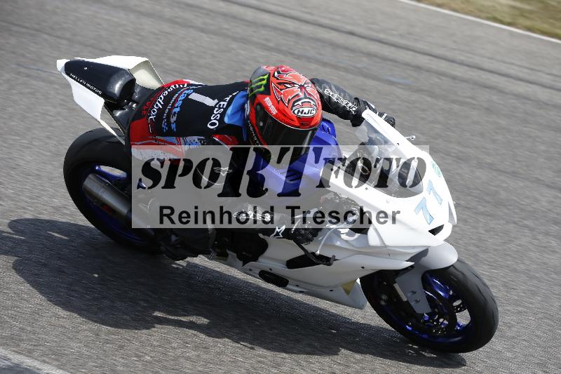 Archiv-2025/30 23.06.2025 Get Faster Caremotion ADR/Rider Academy gruen/77